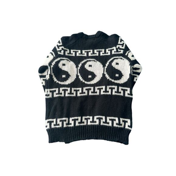 Cooke Collective XS Black & White Yin Yang Sweater Pre-Owned Retro 90s Aesthetic - Picture 4 of 7